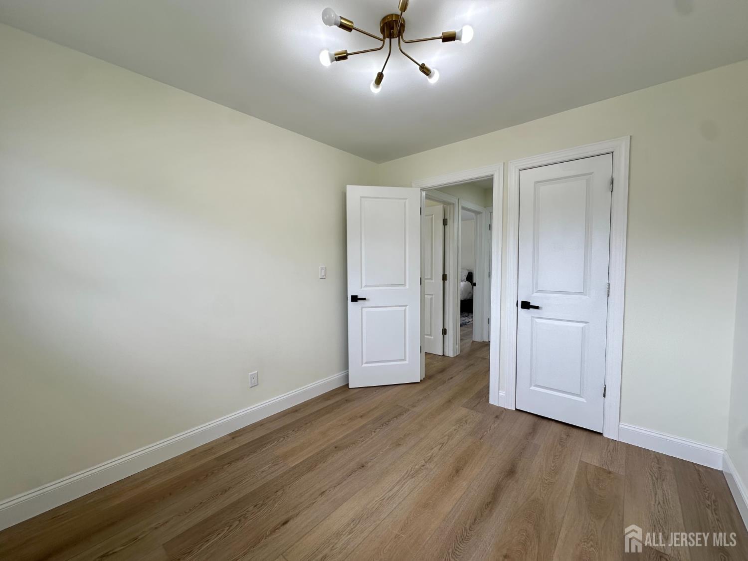 26 Miliken Road Colonia NJ 07067