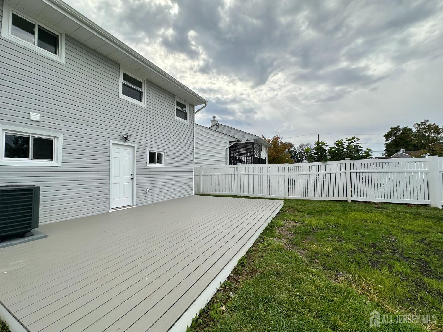 26 Miliken Road Colonia NJ 07067