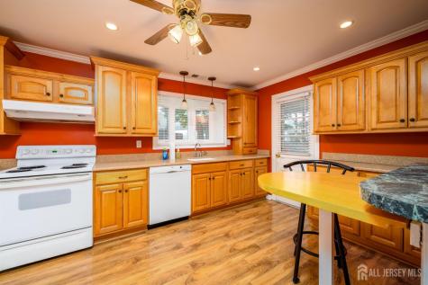 65 Orange Street Edison NJ 08817