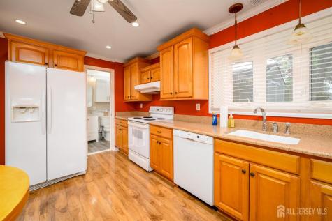 65 Orange Street Edison NJ 08817
