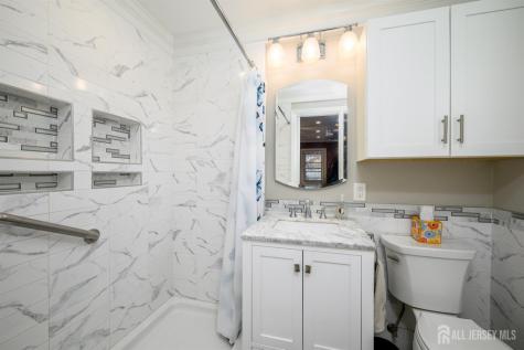 65 Orange Street Edison NJ 08817