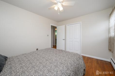 23 Hearthstone Avenue Fords NJ 08863