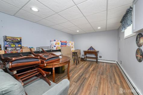 23 Hearthstone Avenue Fords NJ 08863