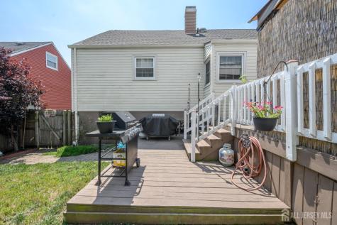 23 Hearthstone Avenue Fords NJ 08863