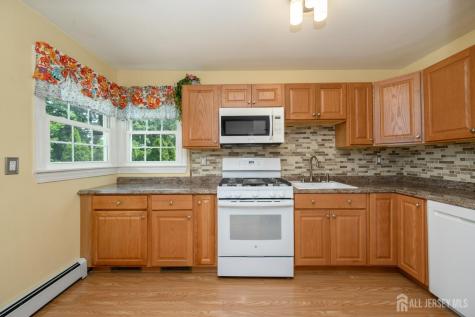 23 Hearthstone Avenue Fords NJ 08863