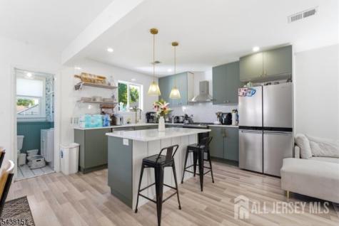265 Grove Street Woodbridge Proper NJ 07095