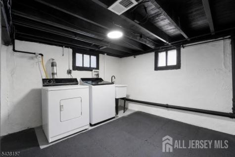 265 Grove Street Woodbridge Proper NJ 07095