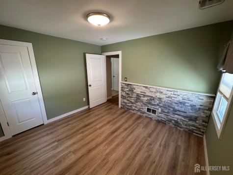 92 Woodland Drive Aberdeen NJ 07735