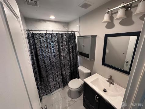 92 Woodland Drive Aberdeen NJ 07735