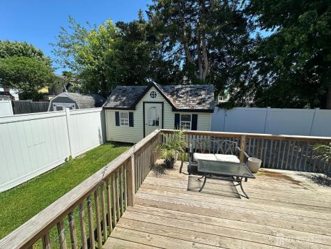 92 Woodland Drive Aberdeen NJ 07735