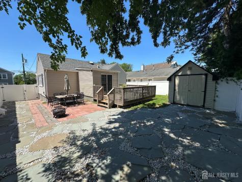 92 Woodland Drive Aberdeen NJ 07735