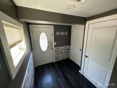 92 Woodland Drive Aberdeen NJ 07735
