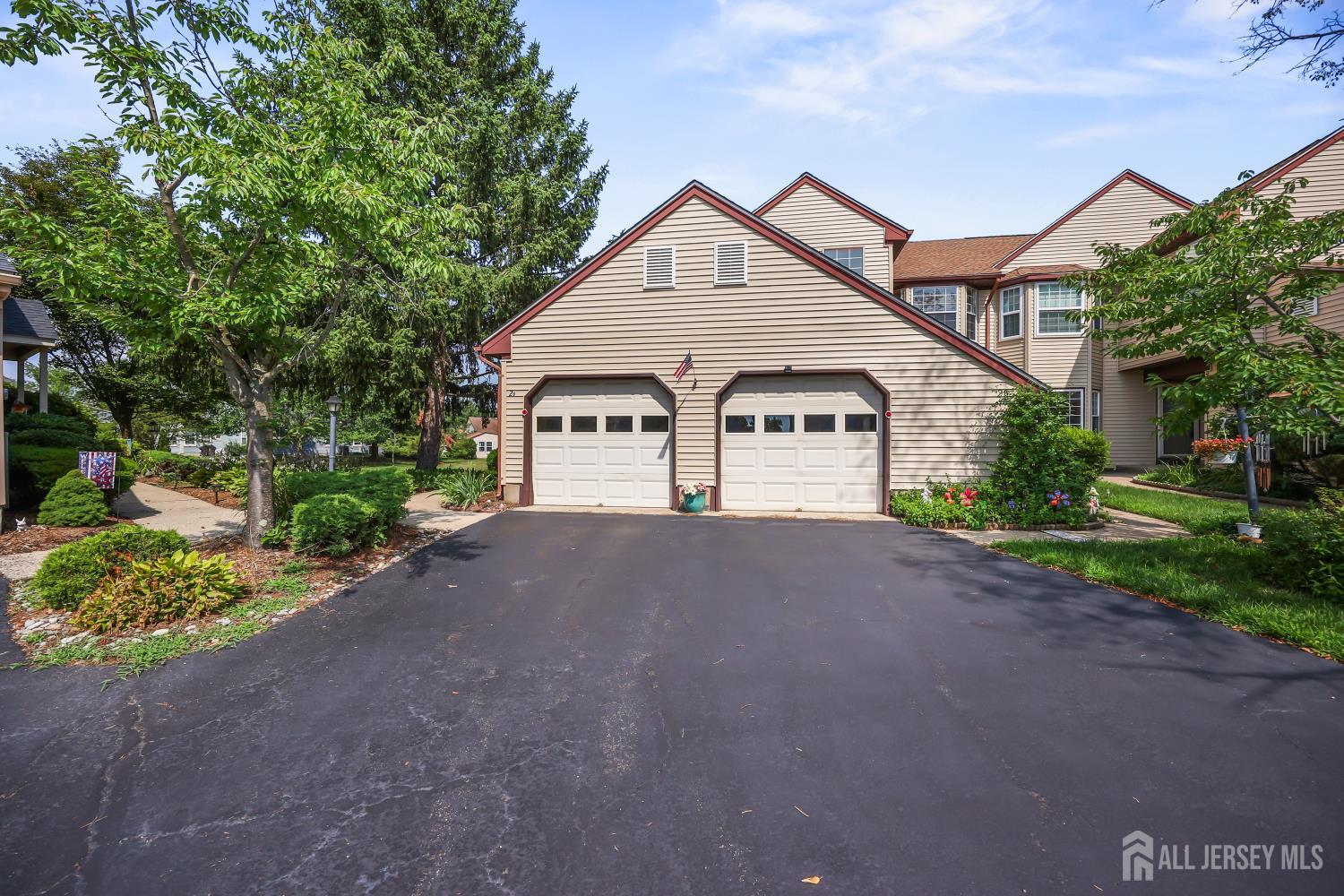 2 John Tyler Court Monroe NJ 08831