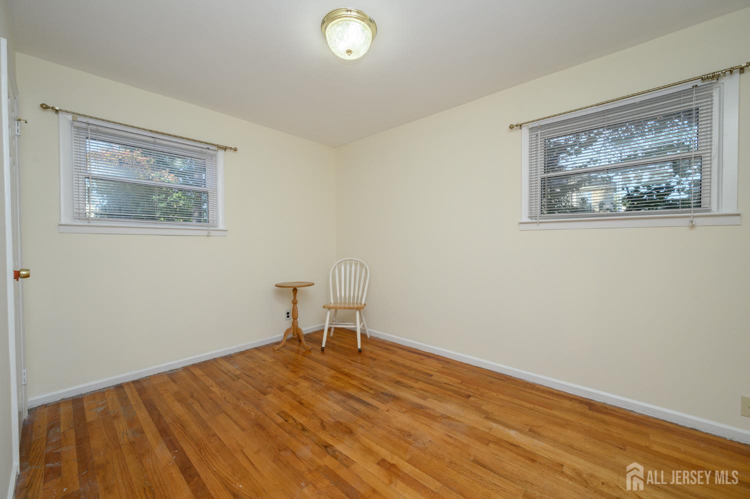 7 Libby Lane Iselin NJ 08830