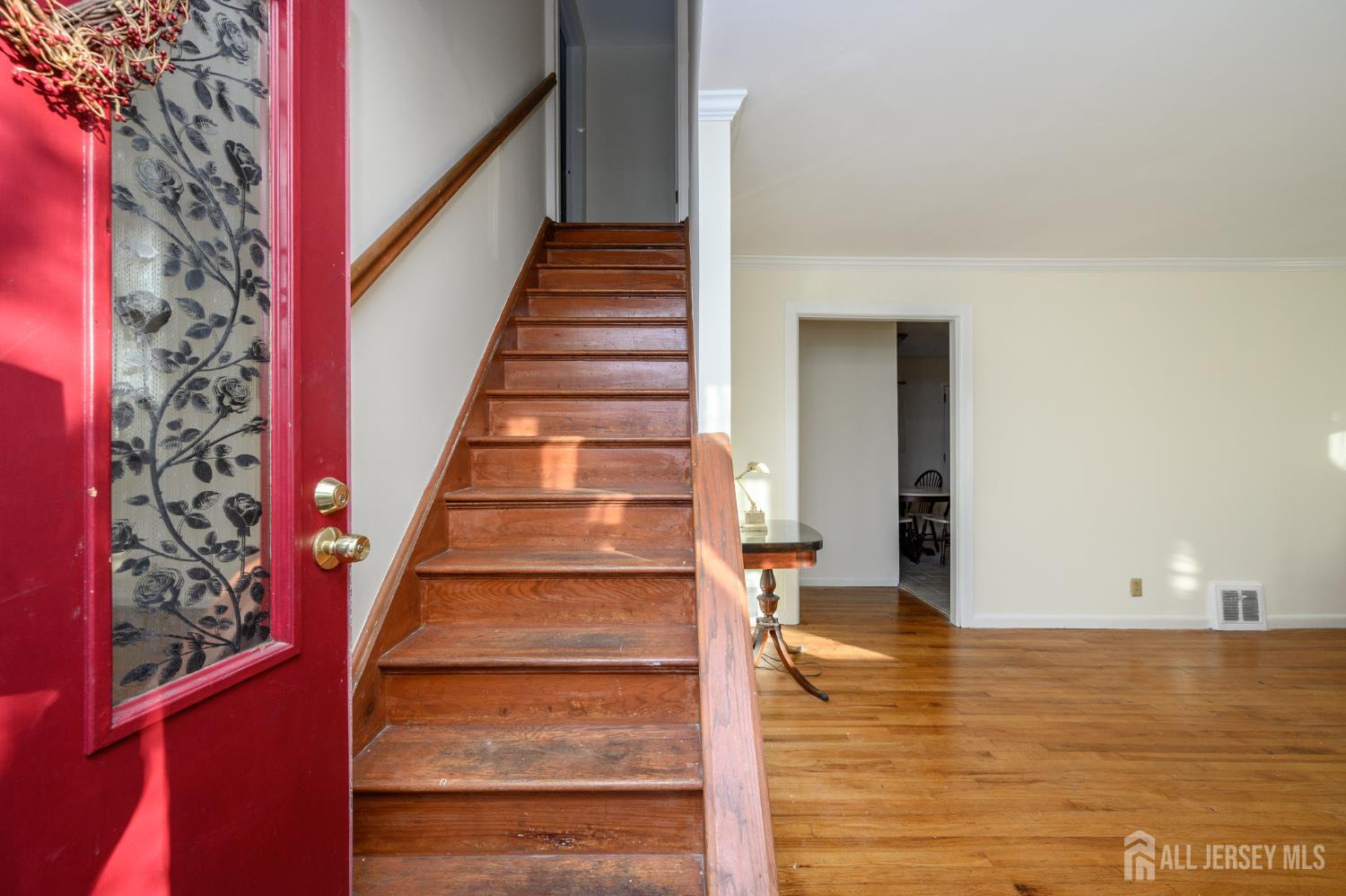 7 Libby Lane Iselin NJ 08830