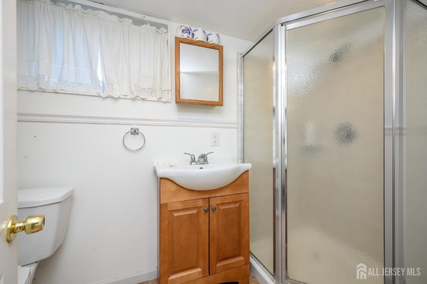 7 Libby Lane Iselin NJ 08830