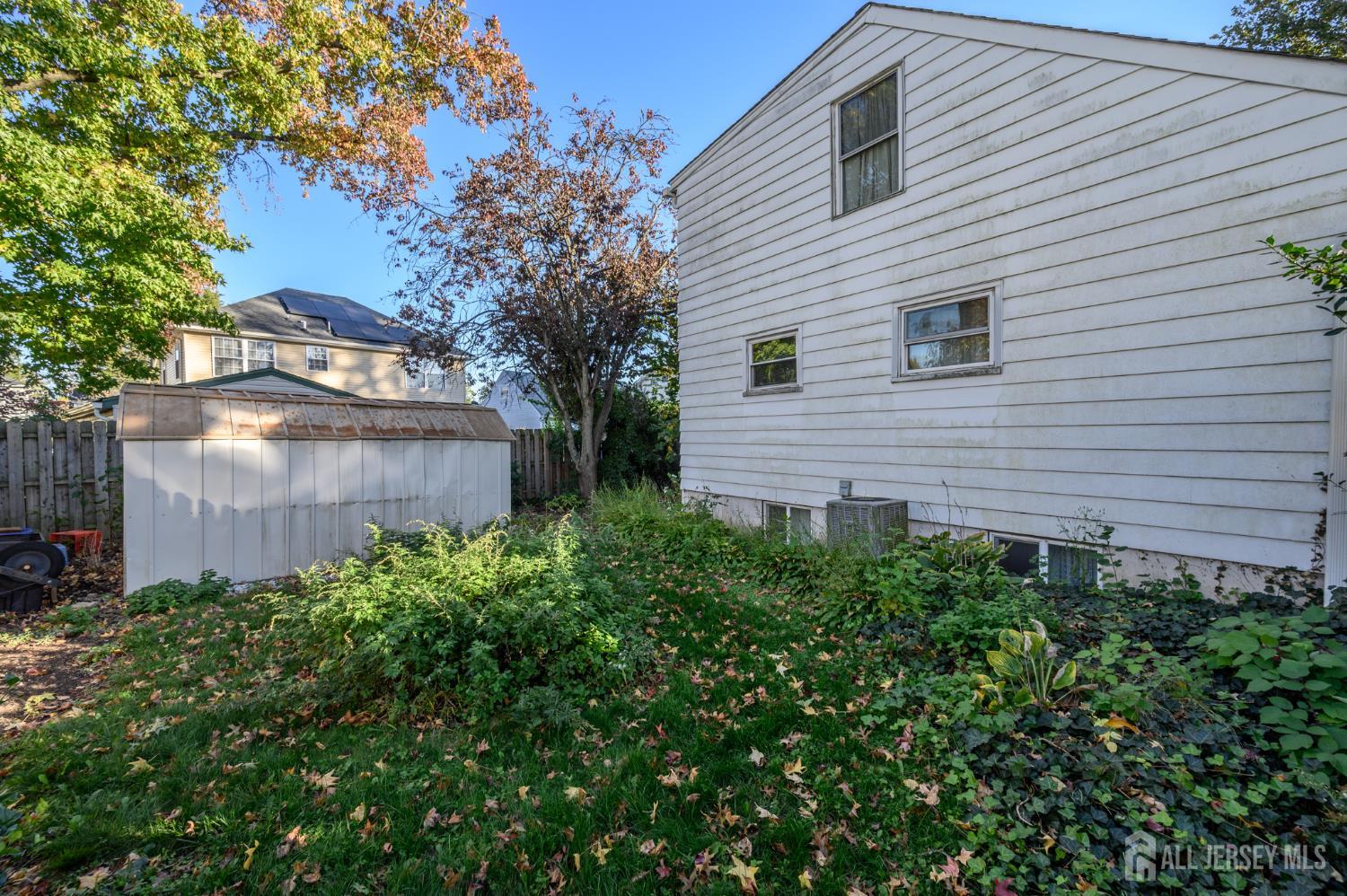 7 Libby Lane Iselin NJ 08830