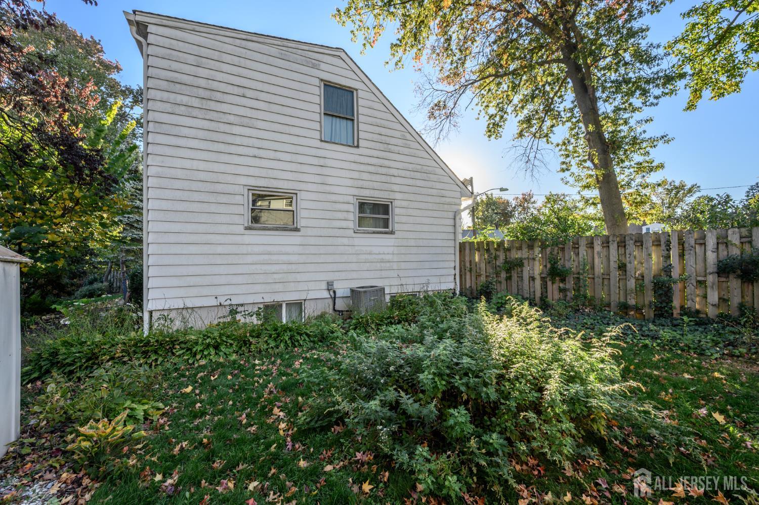 7 Libby Lane Iselin NJ 08830