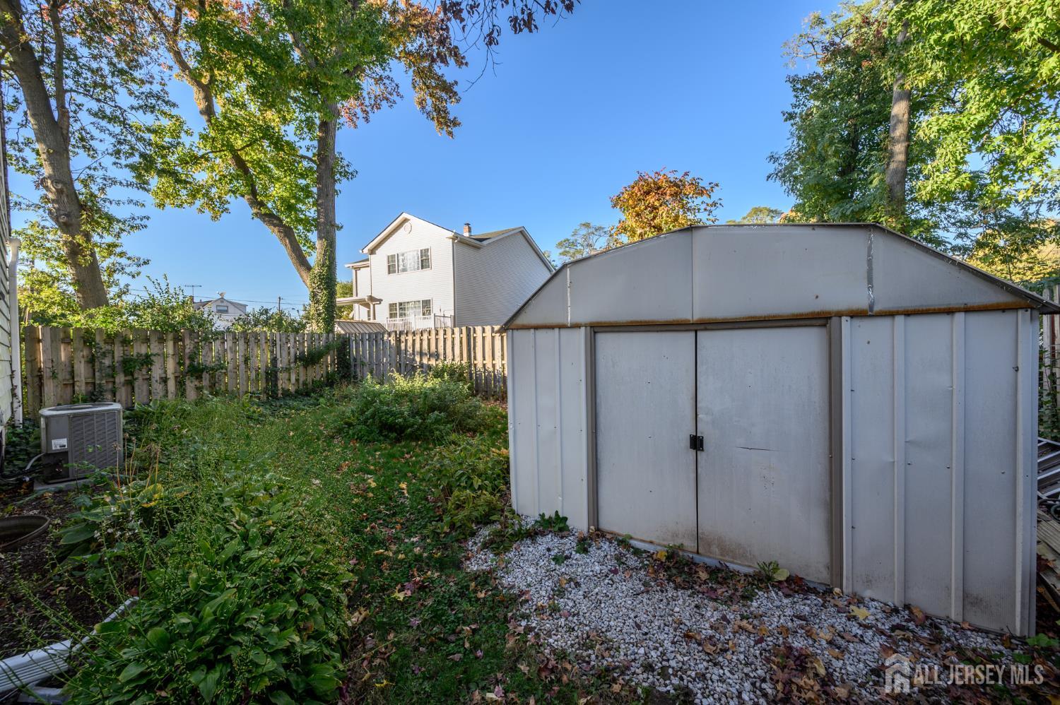 7 Libby Lane Iselin NJ 08830