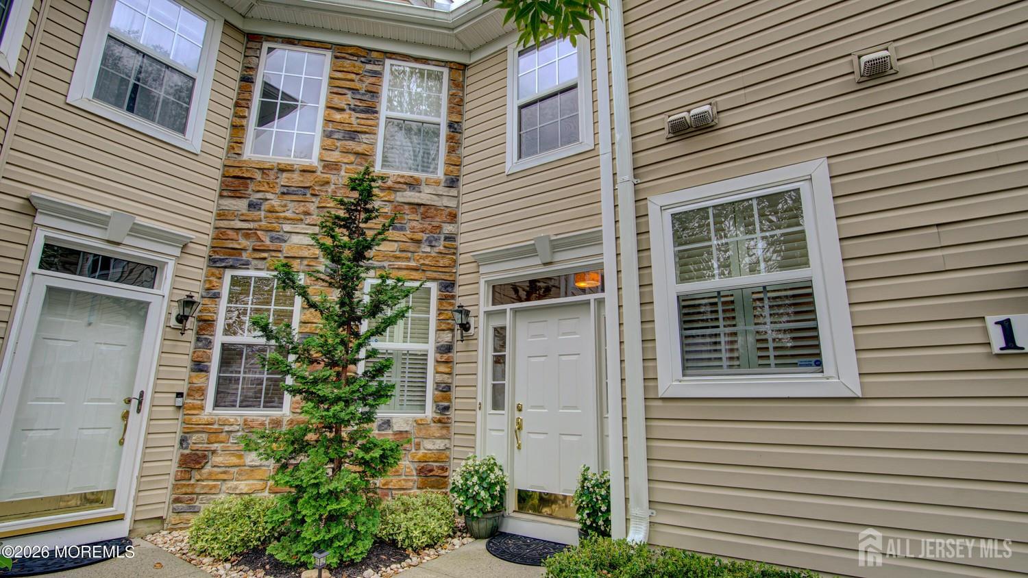 194 Shinnecock Drive Manalapan NJ 07726
