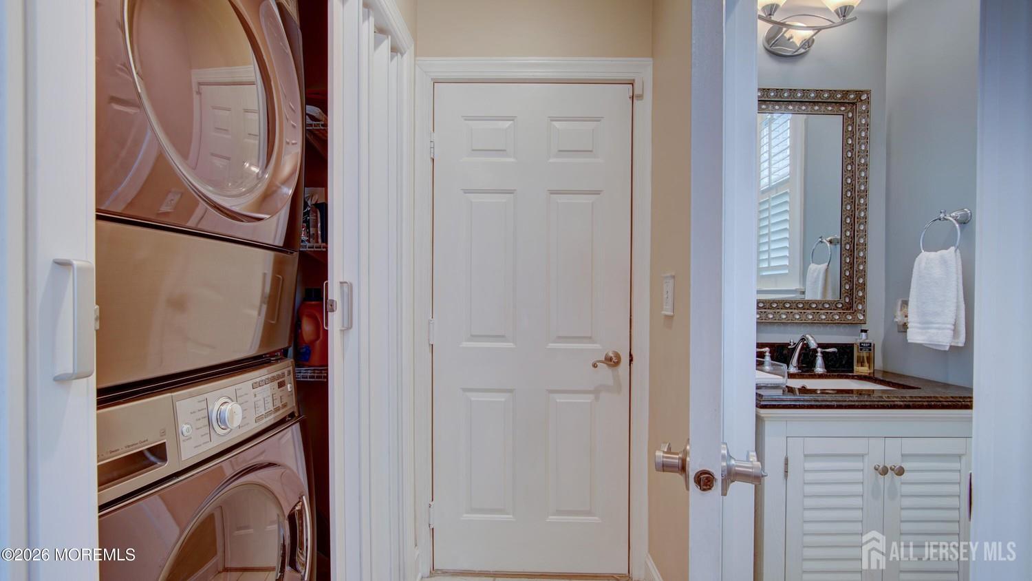 194 Shinnecock Drive Manalapan NJ 07726