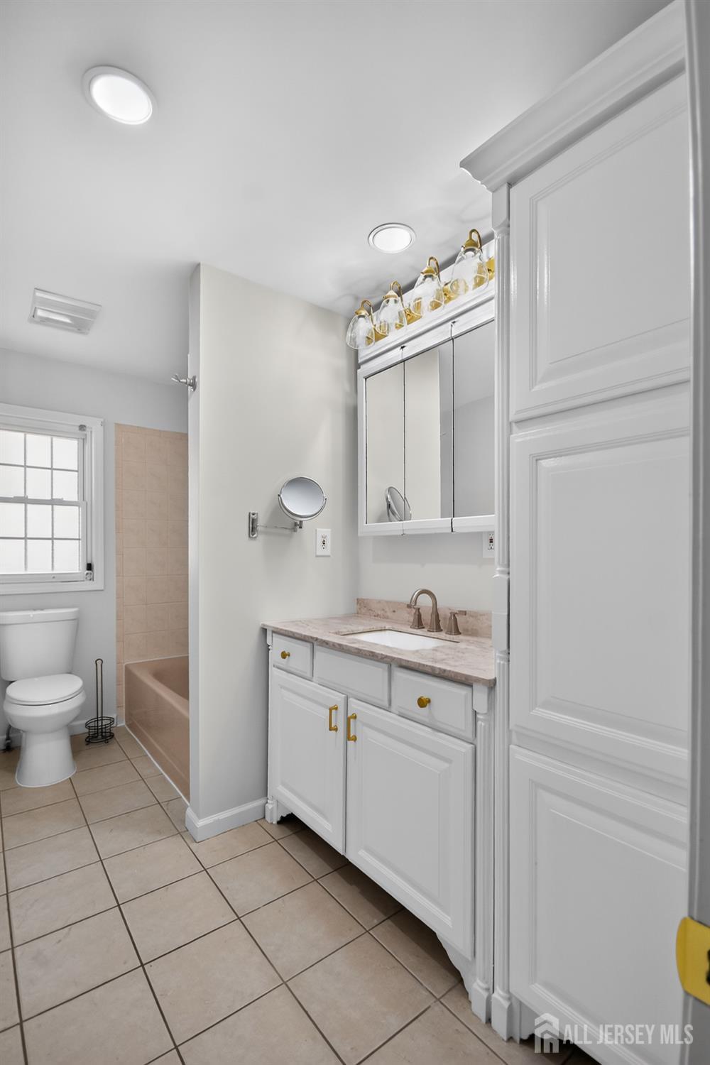 468 Brook Avenue South Amboy NJ 08879