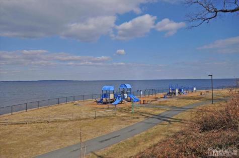 7 Harbor Bay Circle Old Bridge NJ 08879