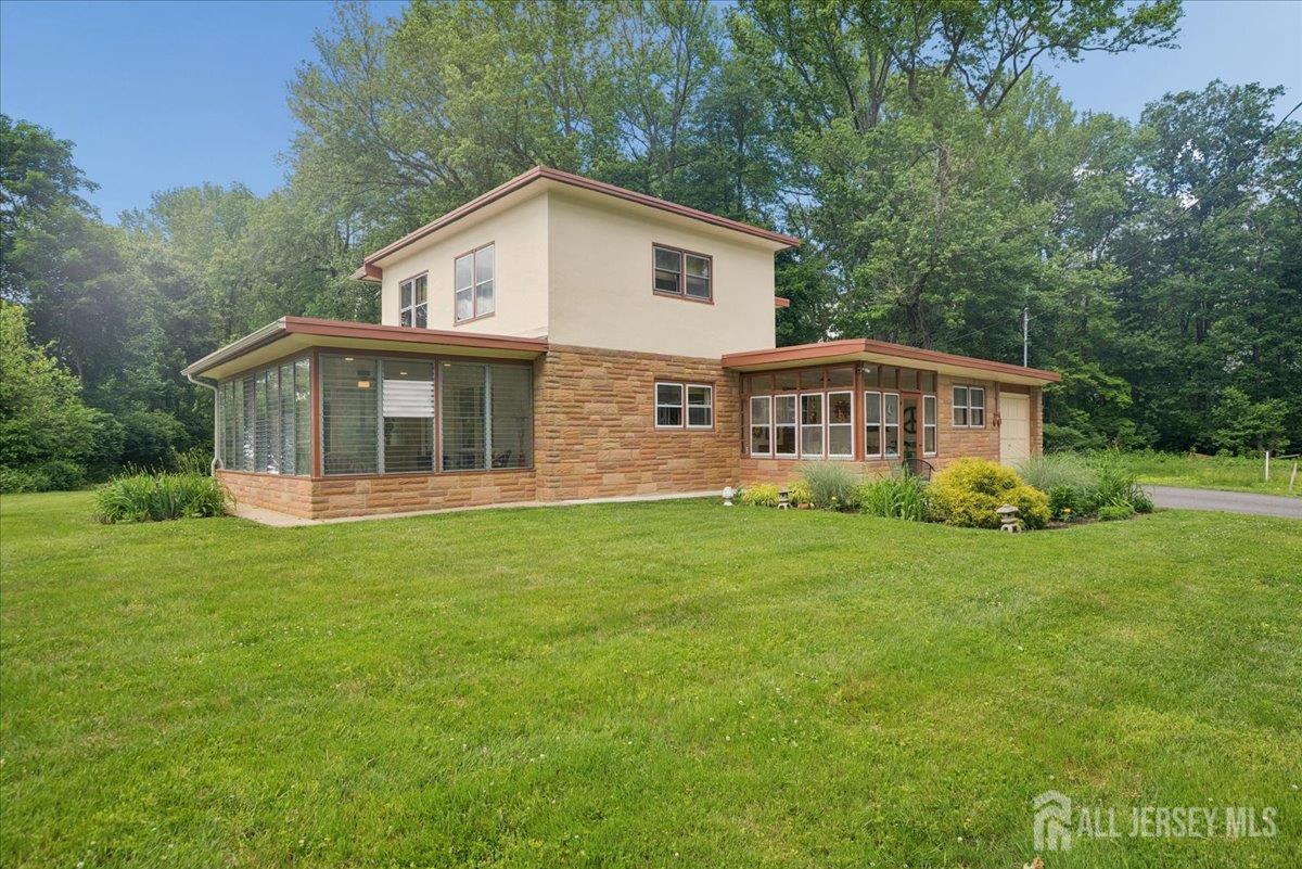 Roosevelt NJ, 3 Cedar Court