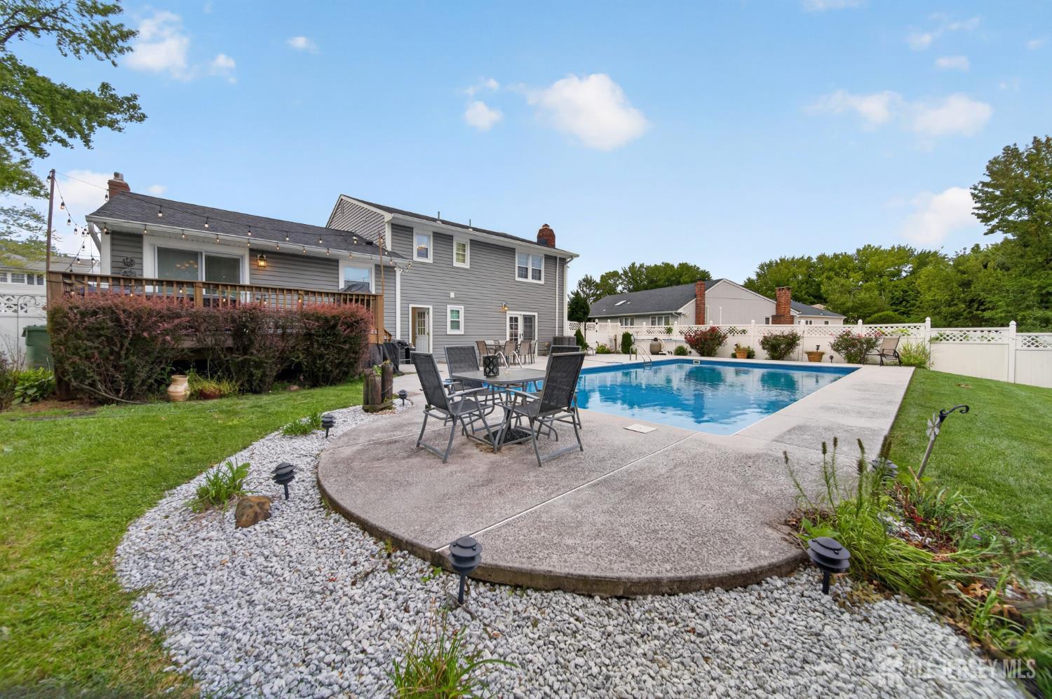 9 Nightingale Street Edison NJ 08820