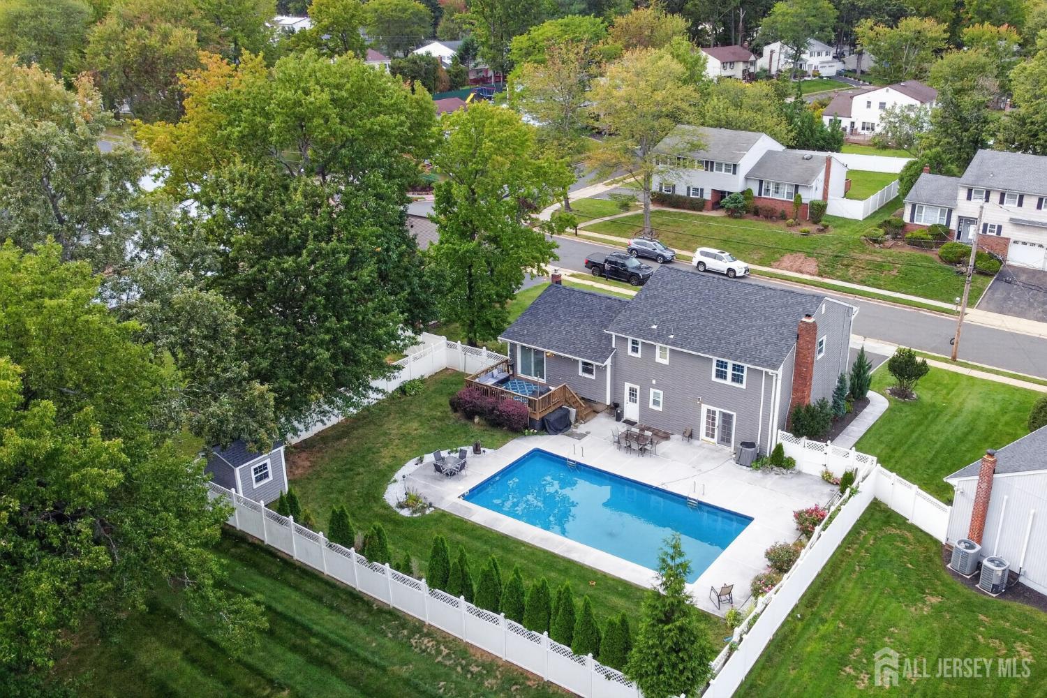 9 Nightingale Street Edison NJ 08820