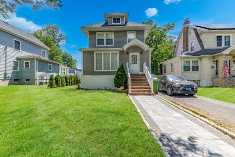 245 W 3 Avenue Roselle NJ 07203