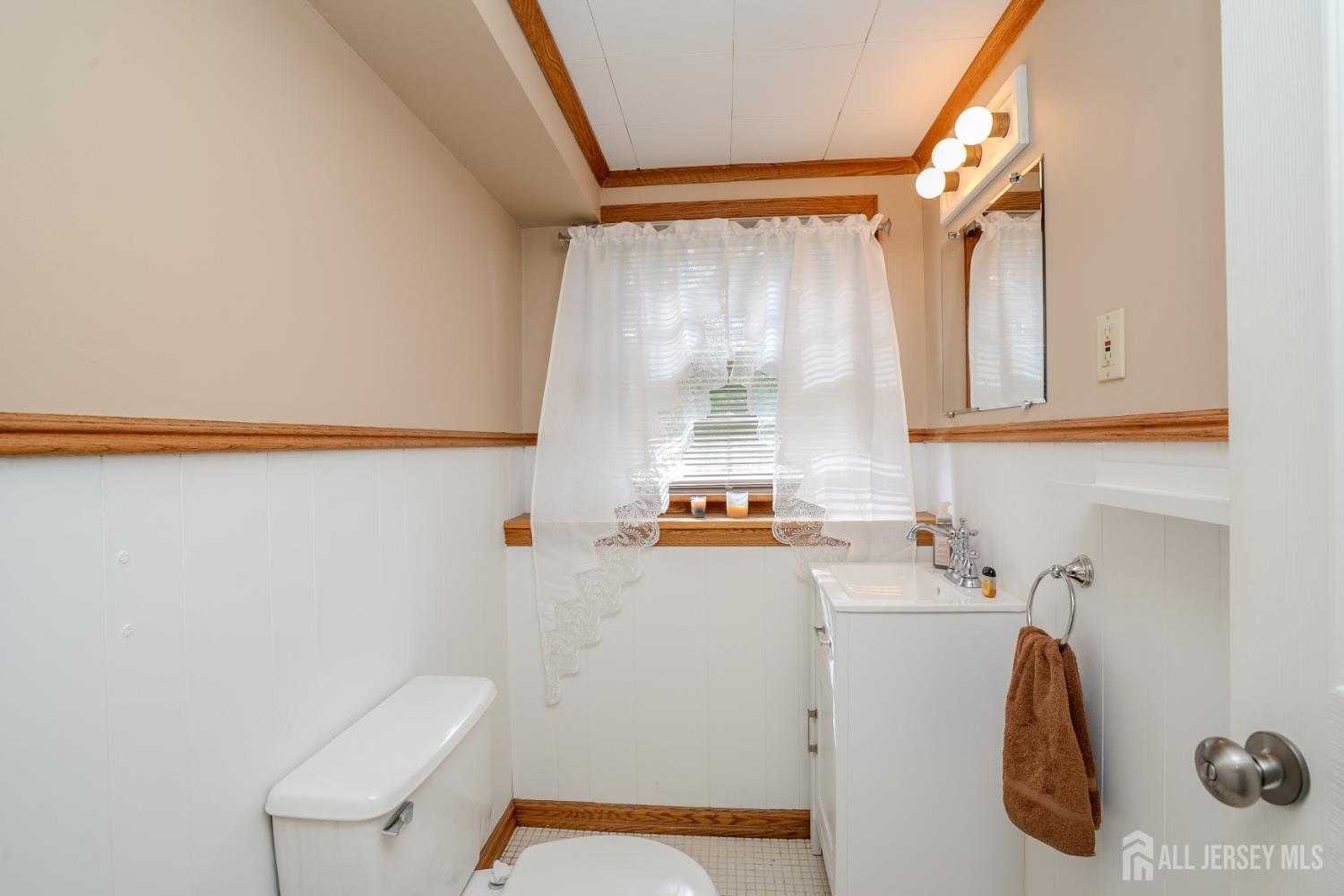 499 Old Stage Road Spotswood NJ 08884