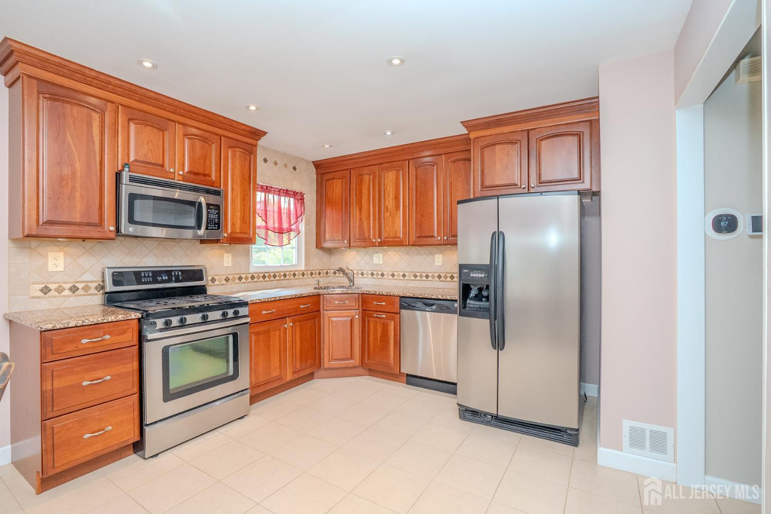 499 Old Stage Road Spotswood NJ 08884