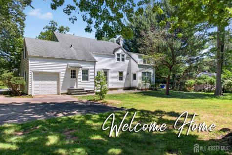 31 Warwick Road Colonia NJ 07067