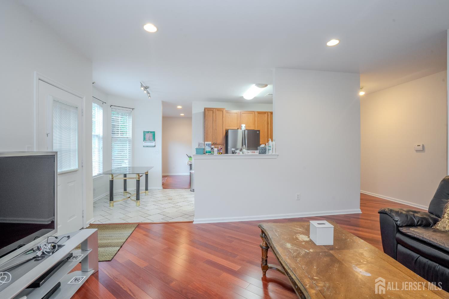 1101 Cottonwood Court North Brunswick NJ 08902