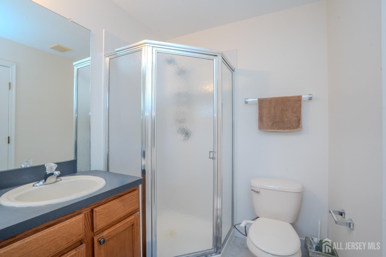 1101 Cottonwood Court North Brunswick NJ 08902