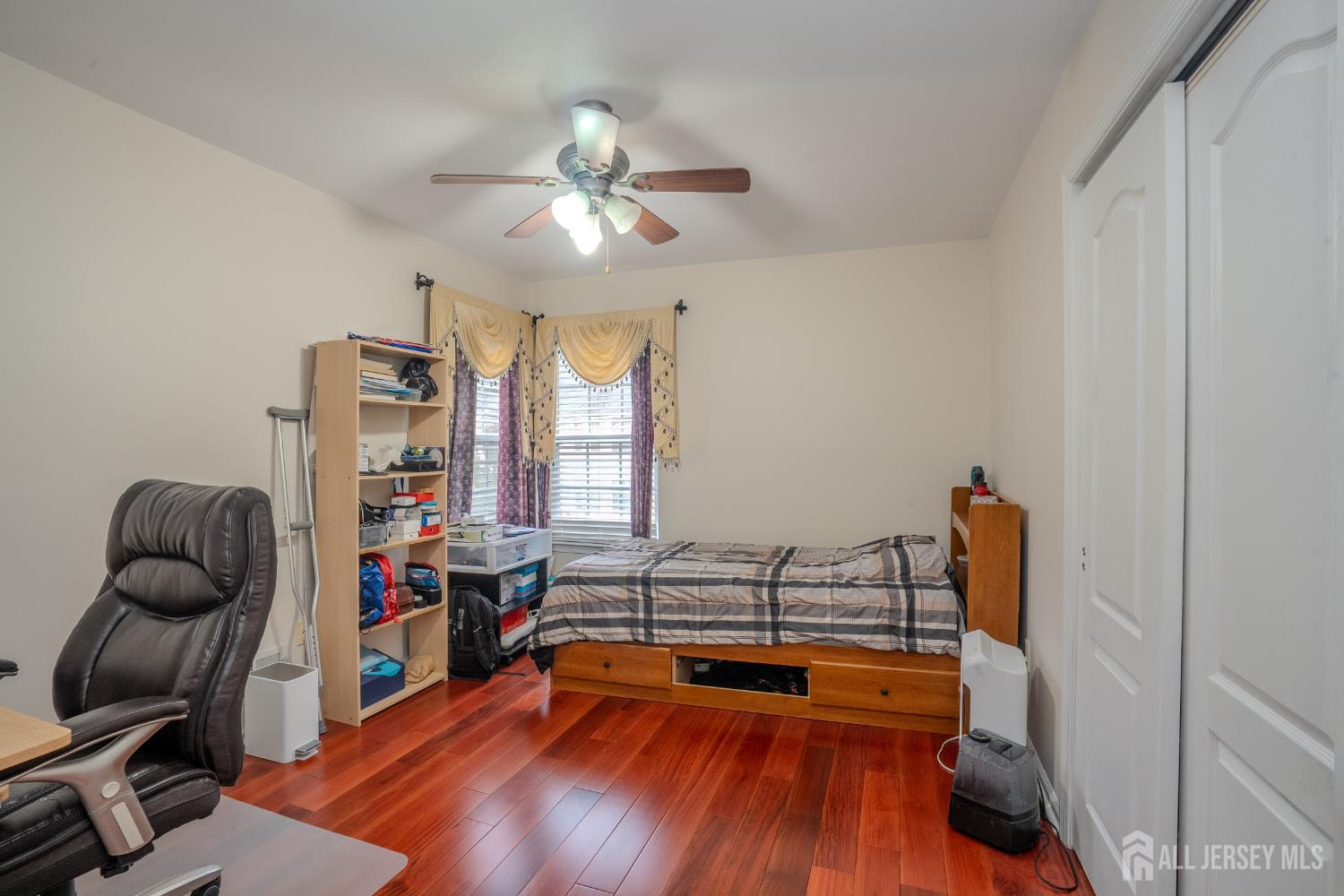 1101 Cottonwood Court North Brunswick NJ 08902