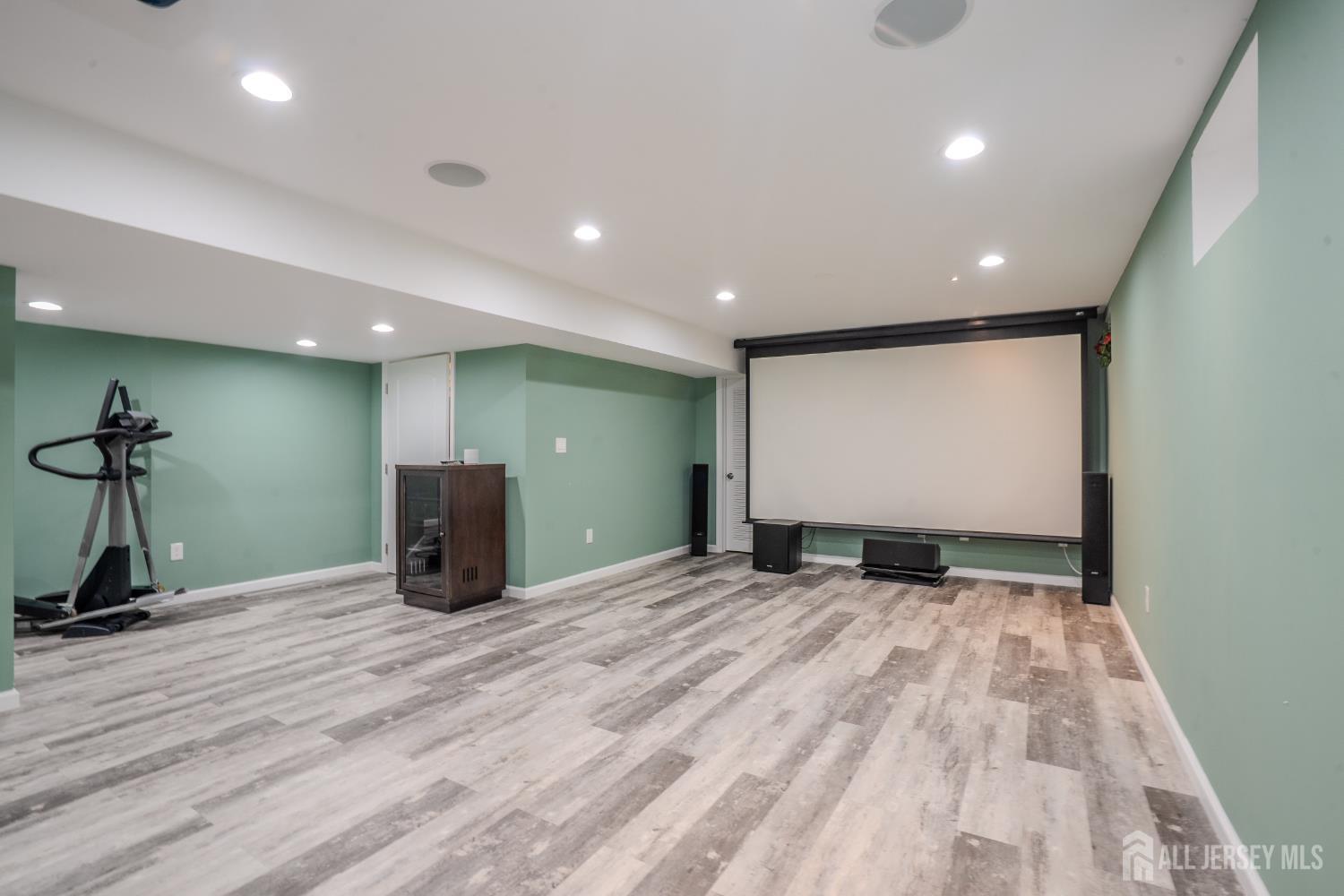 1101 Cottonwood Court North Brunswick NJ 08902