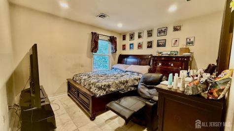 36 Fiume Street Iselin NJ 08830