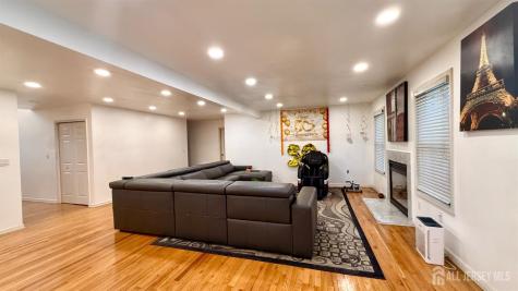 36 Fiume Street Iselin NJ 08830