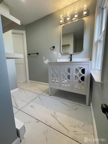 8 Germantown Avenue Middlesex NJ 08817
