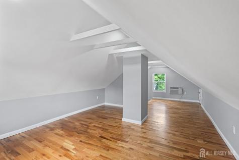 8 Germantown Avenue Middlesex NJ 08817
