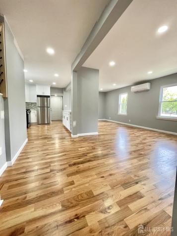 8 Germantown Avenue Middlesex NJ 08817