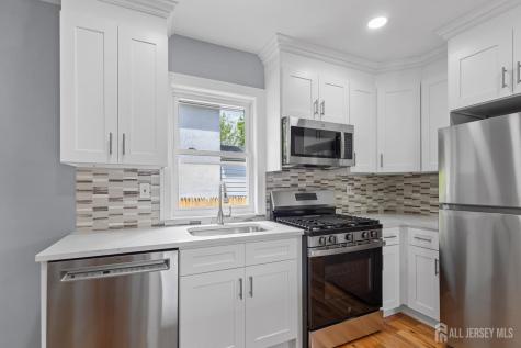 8 Germantown Avenue Middlesex NJ 08817