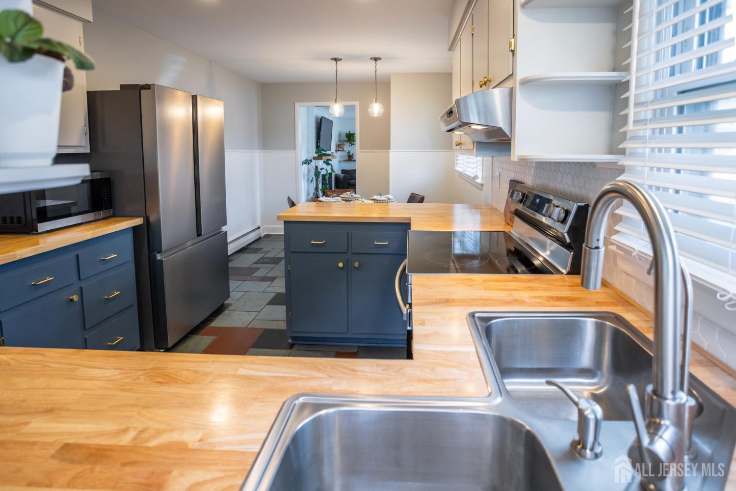 535 David Street South Amboy NJ 08879