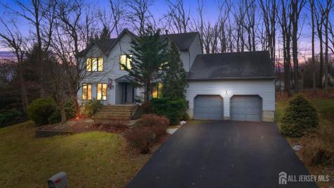 25 Cherokee Road East Brunswick NJ 08816