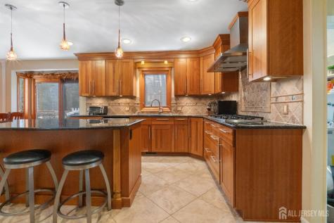 25 Cherokee Road East Brunswick NJ 08816