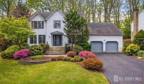 25 Cherokee Road East Brunswick NJ 08816