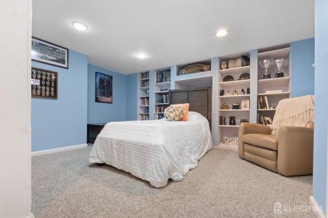 25 Cherokee Road East Brunswick NJ 08816