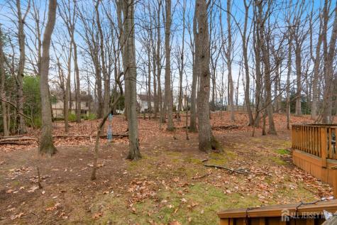 25 Cherokee Road East Brunswick NJ 08816